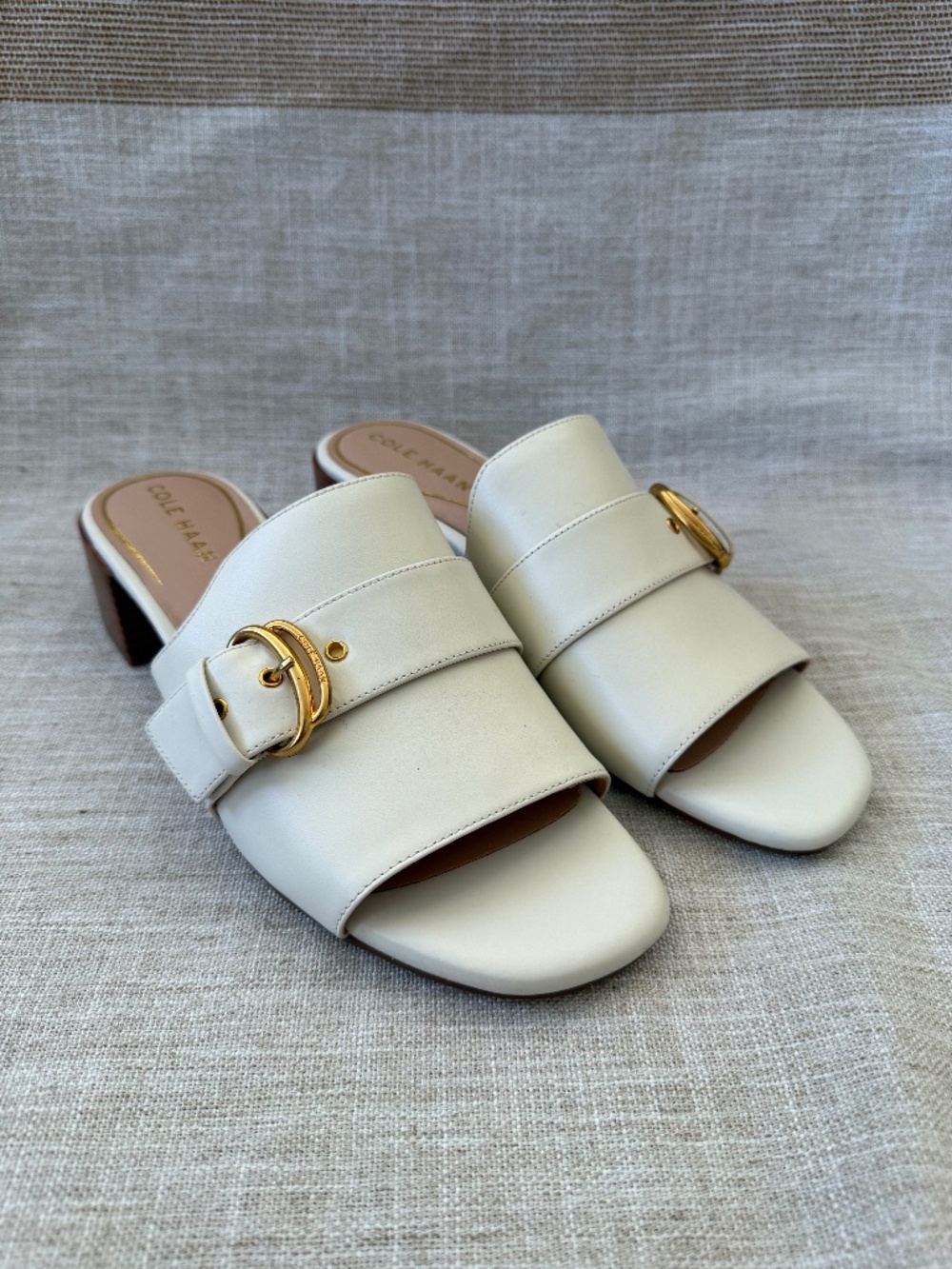 Cole Haan Crosby Slide Sandals Ivory Leather Gold Buckle Block Heel Size 7.5